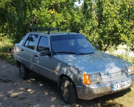 Серый ЗАЗ 1103 Славута, объемом двигателя 1.1 л и пробегом 219 тыс. км за 800 $, фото 1 на Automoto.ua