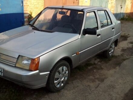 ЗАЗ 1103 Славута 2000 в Виннице на Automoto.ua Серый ЗАЗ 1103 Славута, объемом двигателя 1 л и пробегом 60 тыс. км за 773 $, фото 1 на Automoto.ua