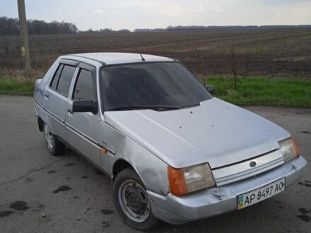 ЗАЗ 1103 Славута 2003 у Синельниковом на Automoto.ua Сірий ЗАЗ 1103 Славута, об'ємом двигуна 1.2 л та пробігом 160 тис. км за 728 $, фото 1 на Automoto.ua