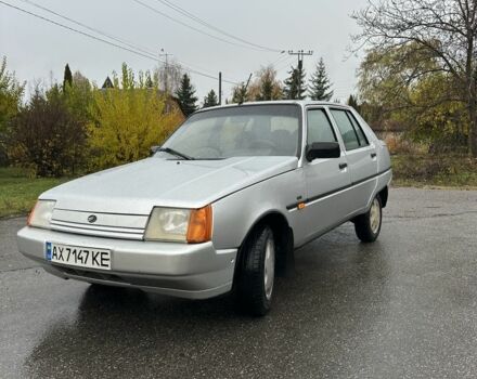 ЗАЗ 1103 Славута 2003 в Дергачах на Automoto.ua Серый ЗАЗ 1103 Славута, объемом двигателя 1.2 л и пробегом 68 тыс. км за 1400 $, фото 1 на Automoto.ua