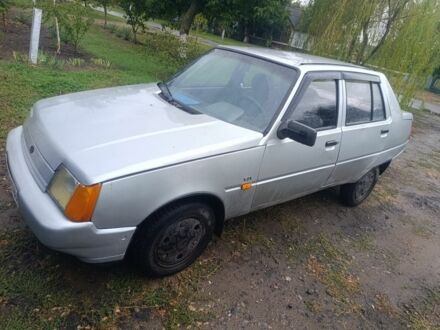 ЗАЗ 1103 Славута 2003 в Одессе на Automoto.ua Серый ЗАЗ 1103 Славута, объемом двигателя 1.2 л и пробегом 100 тыс. км за 900 $, фото 1 на Automoto.ua