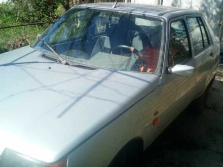ЗАЗ 1103 Славута 2003 у Житомирі на Automoto.ua Сірий ЗАЗ 1103 Славута, об'ємом двигуна 1.3 л та пробігом 150 тис. км за 1050 $, фото 1 на Automoto.ua