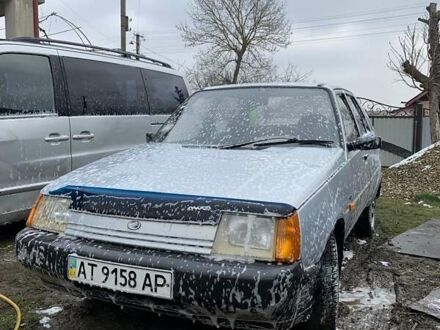 ЗАЗ 1103 Славута 2004 в Тлумаче на Automoto.ua Серый ЗАЗ 1103 Славута, объемом двигателя 0 л и пробегом 100 тыс. км за 1299 $, фото 1 на Automoto.ua