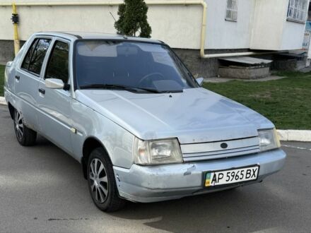 ЗАЗ 1103 Славута 2004 в Умани на Automoto.ua Серый ЗАЗ 1103 Славута, объемом двигателя 1.2 л и пробегом 300 тыс. км за 800 $, фото 1 на Automoto.ua