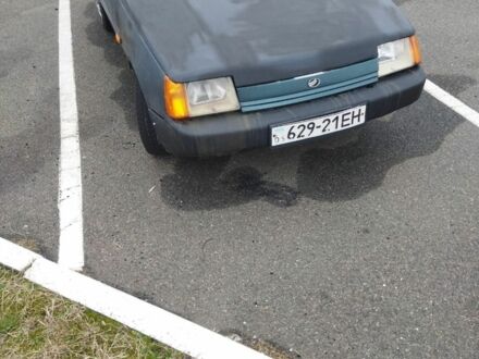 ЗАЗ 1103 Славута 2004 у Києві на Automoto.ua Сірий ЗАЗ 1103 Славута, об'ємом двигуна 2 л та пробігом 50 тис. км за 289 $, фото 1 на Automoto.ua