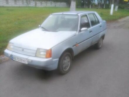 ЗАЗ 1103 Славута 2004 в Хмельнике на Automoto.ua Серый ЗАЗ 1103 Славута, объемом двигателя 1.2 л и пробегом 180 тыс. км за 800 $, фото 1 на Automoto.ua