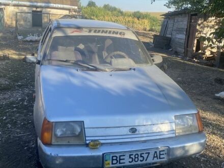 ЗАЗ 1103 Славута 2004 в Умани на Automoto.ua Серый ЗАЗ 1103 Славута, объемом двигателя 1.2 л и пробегом 2 тыс. км за 412 $, фото 1 на Automoto.ua