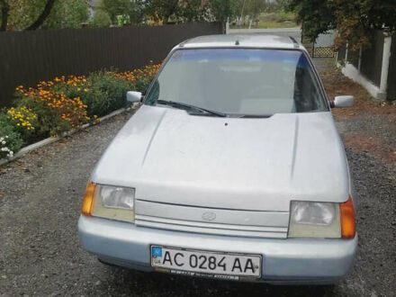 ЗАЗ 1103 Славута 2004 у Волочиске на Automoto.ua Сірий ЗАЗ 1103 Славута, об'ємом двигуна 1.3 л та пробігом 200 тис. км за 900 $, фото 1 на Automoto.ua