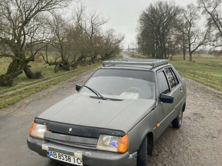 Серый ЗАЗ 1103 Славута, объемом двигателя 1.2 л и пробегом 240 тыс. км за 625 $, фото 1 на Automoto.ua