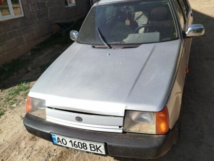 ЗАЗ 1103 Славута 2004 у Хусте на Automoto.ua Сірий ЗАЗ 1103 Славута, об'ємом двигуна 1.2 л та пробігом 2 тис. км за 700 $, фото 1 на Automoto.ua