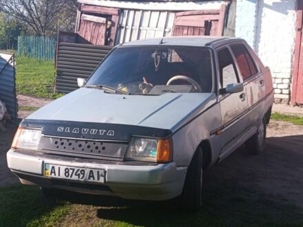 ЗАЗ 1103 Славута 2005 у Бердичеве на Automoto.ua Сірий ЗАЗ 1103 Славута, об'ємом двигуна 0 л та пробігом 140 тис. км за 531 $, фото 1 на Automoto.ua