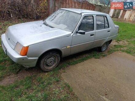 Серый ЗАЗ 1103 Славута, объемом двигателя 1.2 л и пробегом 85 тыс. км за 900 $, фото 1 на Automoto.ua