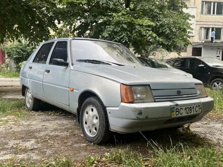 ЗАЗ 1103 Славута 2005 в Львове на Automoto.ua Серый ЗАЗ 1103 Славута, объемом двигателя 1.2 л и пробегом 65 тыс. км за 1400 $, фото 1 на Automoto.ua