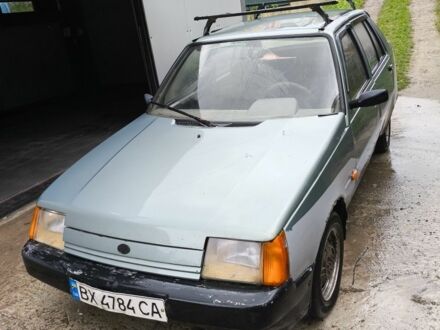 Серый ЗАЗ 1103 Славута, объемом двигателя 1.2 л и пробегом 189 тыс. км за 400 $, фото 1 на Automoto.ua