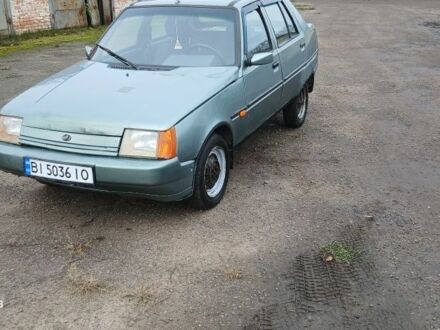 Серый ЗАЗ 1103 Славута, объемом двигателя 1.2 л и пробегом 300 тыс. км за 685 $, фото 1 на Automoto.ua