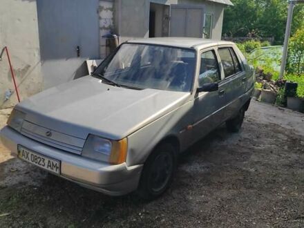 ЗАЗ 1103 Славута 2006 у Змиеве на Automoto.ua Сірий ЗАЗ 1103 Славута, об'ємом двигуна 1.2 л та пробігом 108 тис. км за 1300 $, фото 1 на Automoto.ua