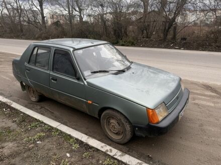 Серый ЗАЗ 1103 Славута, объемом двигателя 0 л и пробегом 200 тыс. км за 390 $, фото 1 на Automoto.ua