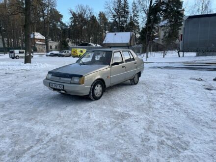Сірий ЗАЗ 1103 Славута, об'ємом двигуна 1.2 л та пробігом 100 тис. км за 600 $, фото 1 на Automoto.ua