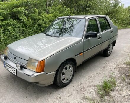Серый ЗАЗ 1103 Славута, объемом двигателя 1.2 л и пробегом 133 тыс. км за 650 $, фото 1 на Automoto.ua