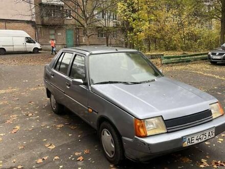 Серый ЗАЗ 1103 Славута, объемом двигателя 1.2 л и пробегом 20 тыс. км за 1300 $, фото 1 на Automoto.ua