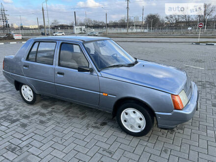 ЗАЗ 1103 Славута 2007 в Запорожье на Automoto.ua Серый ЗАЗ 1103 Славута, объемом двигателя 1.2 л и пробегом 39 тыс. км за 2350 $, фото 1 на Automoto.ua