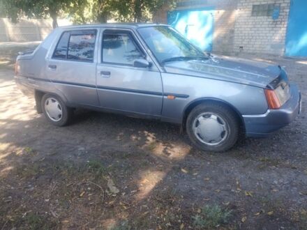Сірий ЗАЗ 1103 Славута, об'ємом двигуна 1.3 л та пробігом 120 тис. км за 2000 $, фото 1 на Automoto.ua