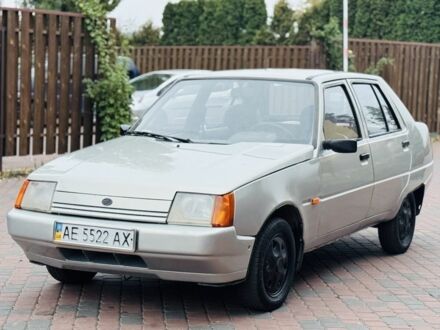 Серый ЗАЗ 1103 Славута, объемом двигателя 1.2 л и пробегом 85 тыс. км за 1400 $, фото 1 на Automoto.ua