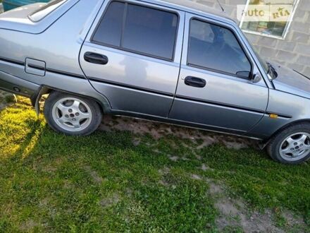 ЗАЗ 1103 Славута 2008 в Луцке на Automoto.ua Серый ЗАЗ 1103 Славута, объемом двигателя 1.3 л и пробегом 200 тыс. км за 1800 $, фото 1 на Automoto.ua