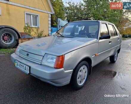 Сірий ЗАЗ 1103 Славута, об'ємом двигуна 1.2 л та пробігом 21 тис. км за 2250 $, фото 1 на Automoto.ua