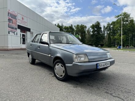 Серый ЗАЗ 1103 Славута, объемом двигателя 1.2 л и пробегом 107 тыс. км за 1450 $, фото 1 на Automoto.ua