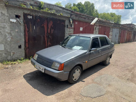 ЗАЗ 1103 Славута 2009 в Чернигове на Automoto.ua Серый ЗАЗ 1103 Славута, объемом двигателя 1.3 л и пробегом 197 тыс. км за 1100 $, фото 1 на Automoto.ua