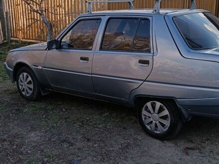 Серый ЗАЗ 1103 Славута, объемом двигателя 1.3 л и пробегом 140 тыс. км за 1400 $, фото 1 на Automoto.ua