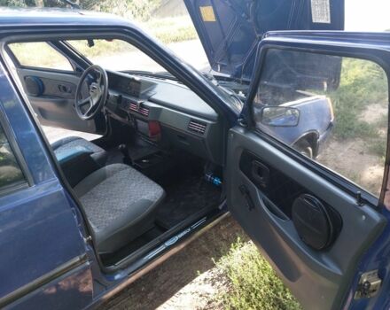 Синий ЗАЗ 1103 Славута, объемом двигателя 1.2 л и пробегом 168 тыс. км за 896 $, фото 3 на Automoto.ua