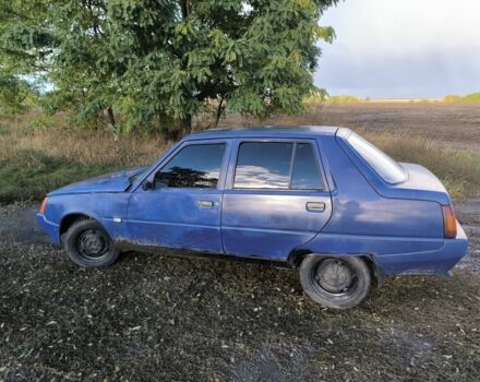 Синий ЗАЗ 1103 Славута, объемом двигателя 1.2 л и пробегом 112 тыс. км за 624 $, фото 4 на Automoto.ua