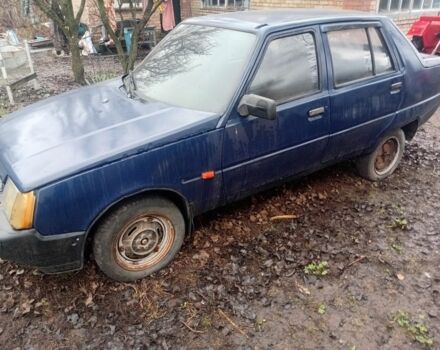 Синий ЗАЗ 1103 Славута, объемом двигателя 1 л и пробегом 90 тыс. км за 698 $, фото 3 на Automoto.ua