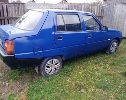 Синий ЗАЗ 1103 Славута, объемом двигателя 1 л и пробегом 140 тыс. км за 833 $, фото 1 на Automoto.ua