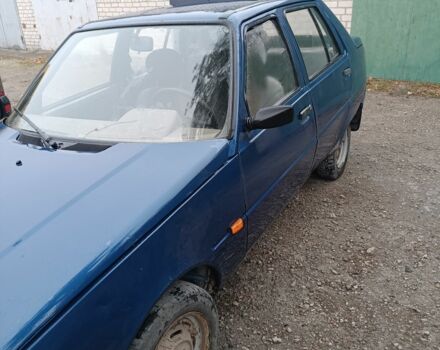 Синий ЗАЗ 1103 Славута, объемом двигателя 1.3 л и пробегом 200 тыс. км за 414 $, фото 2 на Automoto.ua