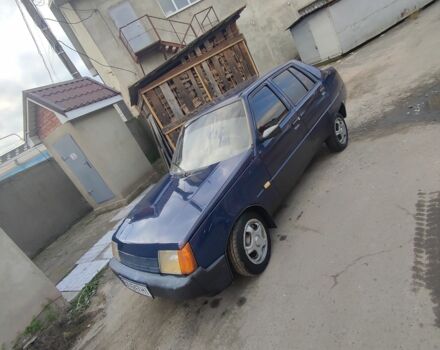 ЗАЗ 1103 Славута 2005 в Славуте на Automoto.ua Синий ЗАЗ 1103 Славута, объемом двигателя 3 л и пробегом 240 тыс. км за 800 $, фото 1 на Automoto.ua