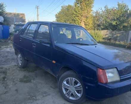 Синий ЗАЗ 1103 Славута, объемом двигателя 1.2 л и пробегом 200 тыс. км за 650 $, фото 1 на Automoto.ua