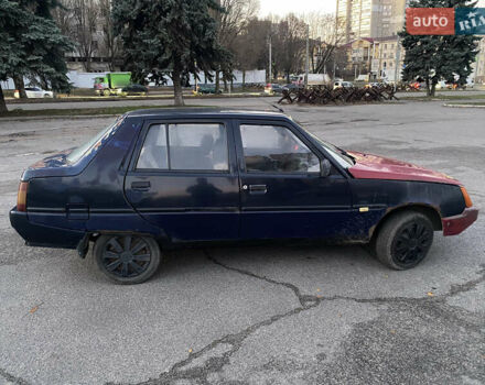 Синий ЗАЗ 1103 Славута, объемом двигателя 1.2 л и пробегом 388 тыс. км за 650 $, фото 1 на Automoto.ua