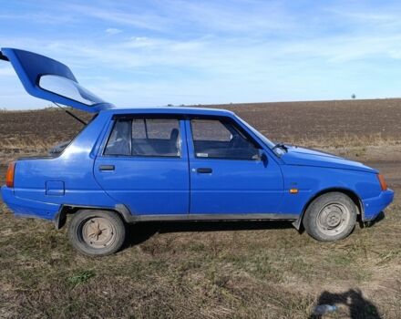 Синій ЗАЗ 1103 Славута, об'ємом двигуна 1.2 л та пробігом 131 тис. км за 800 $, фото 3 на Automoto.ua