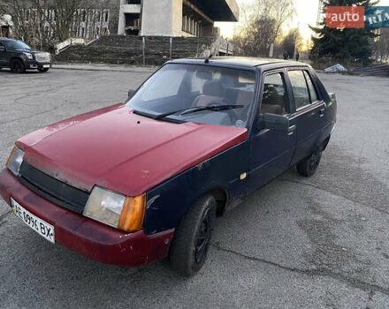 Синий ЗАЗ 1103 Славута, объемом двигателя 1.2 л и пробегом 388 тыс. км за 650 $, фото 3 на Automoto.ua