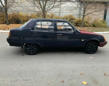 Синий ЗАЗ 1103 Славута, объемом двигателя 1.2 л и пробегом 200 тыс. км за 668 $, фото 5 на Automoto.ua