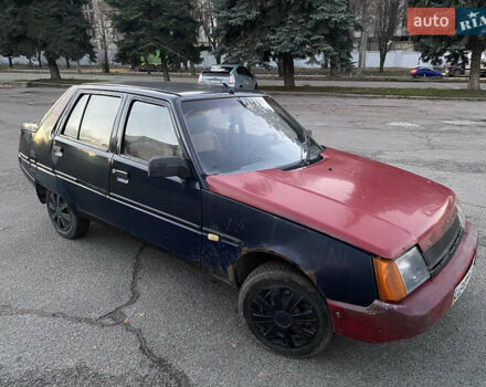 Синий ЗАЗ 1103 Славута, объемом двигателя 1.2 л и пробегом 388 тыс. км за 650 $, фото 2 на Automoto.ua