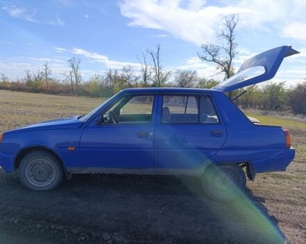 Синій ЗАЗ 1103 Славута, об'ємом двигуна 1.2 л та пробігом 131 тис. км за 800 $, фото 1 на Automoto.ua