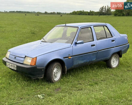 Синий ЗАЗ 1103 Славута, объемом двигателя 1.2 л и пробегом 180 тыс. км за 699 $, фото 6 на Automoto.ua