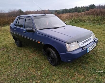 Синий ЗАЗ 1103 Славута, объемом двигателя 1.2 л и пробегом 75 тыс. км за 547 $, фото 4 на Automoto.ua