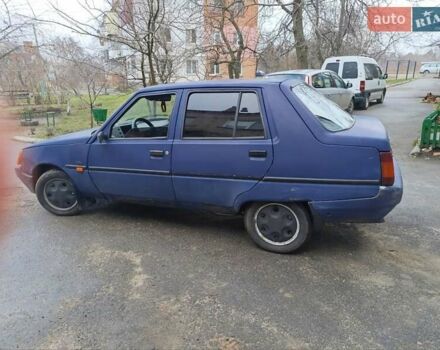 Синий ЗАЗ 1103 Славута, объемом двигателя 1.2 л и пробегом 160 тыс. км за 700 $, фото 2 на Automoto.ua