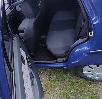 Синий ЗАЗ 1103 Славута, объемом двигателя 1.2 л и пробегом 109 тыс. км за 1300 $, фото 4 на Automoto.ua