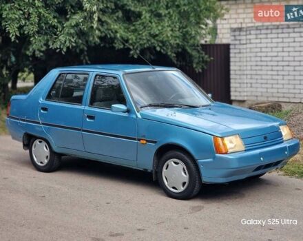 Синий ЗАЗ 1103 Славута, объемом двигателя 1.2 л и пробегом 14 тыс. км за 2290 $, фото 3 на Automoto.ua